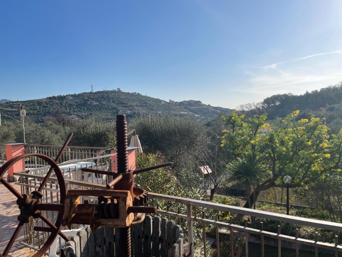 Agriturismo Le Mimose Imperia Exterior foto
