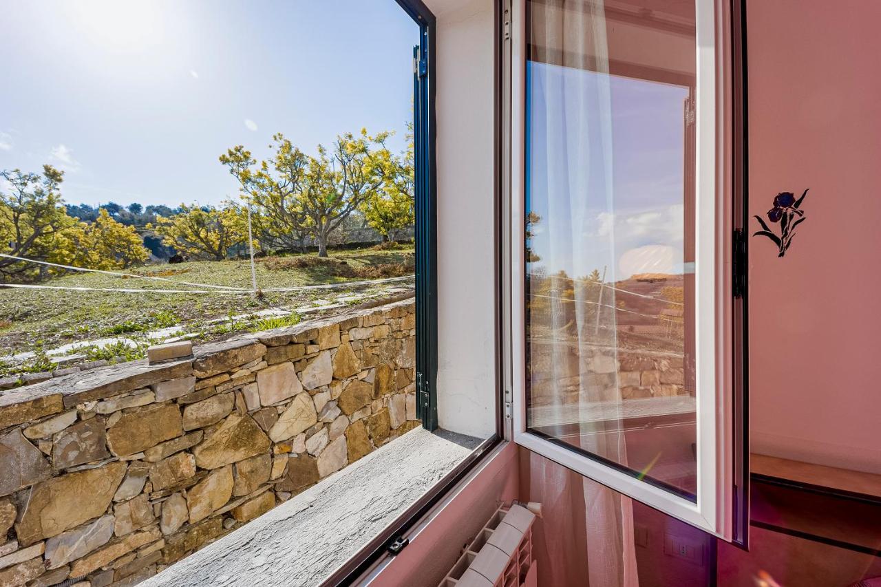 Agriturismo Le Mimose Imperia Exterior foto
